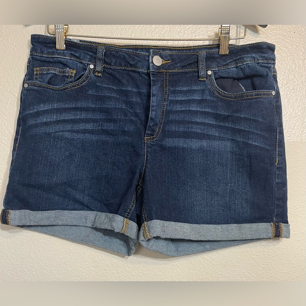 LC Lauren Conrad women’s 14 dark wash Classic Denim Shorts 4” inseam